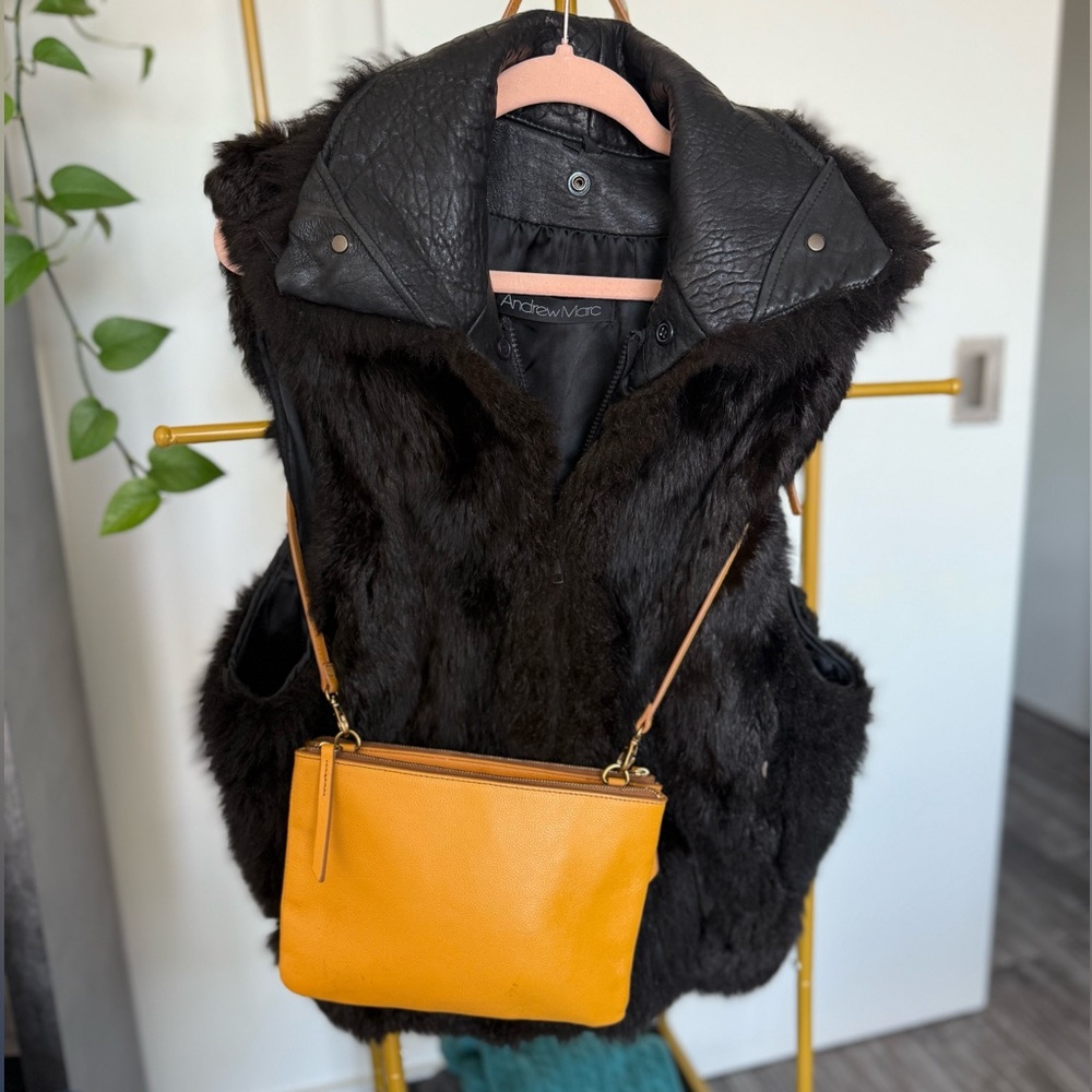 Andrew Marc Genuine Opposum Fur and Real Leather Unisex Vest - Picture 3 of 12